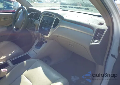 2006 Toyota Highlander Hybrid V6 from USA, damaged, VIN JTEEW21A260010606